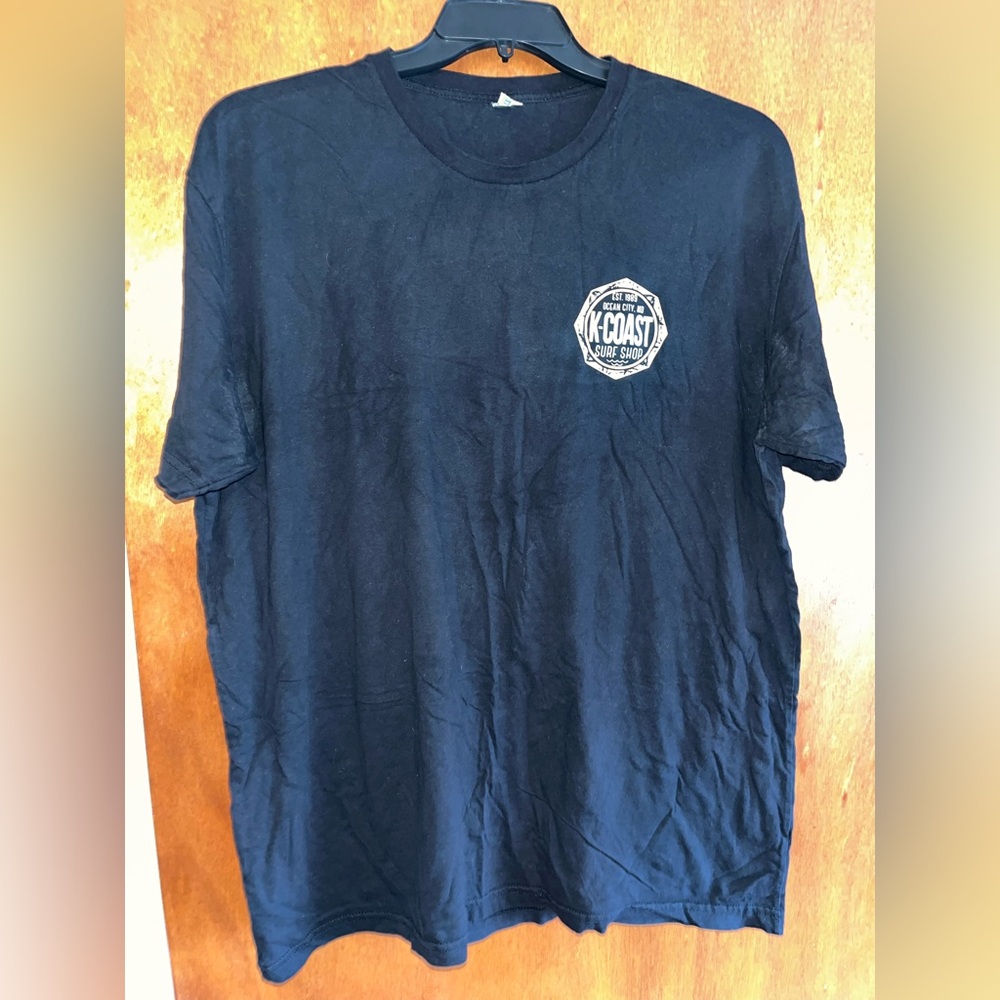 Men’s Surf Shop T Shirt size XXL
